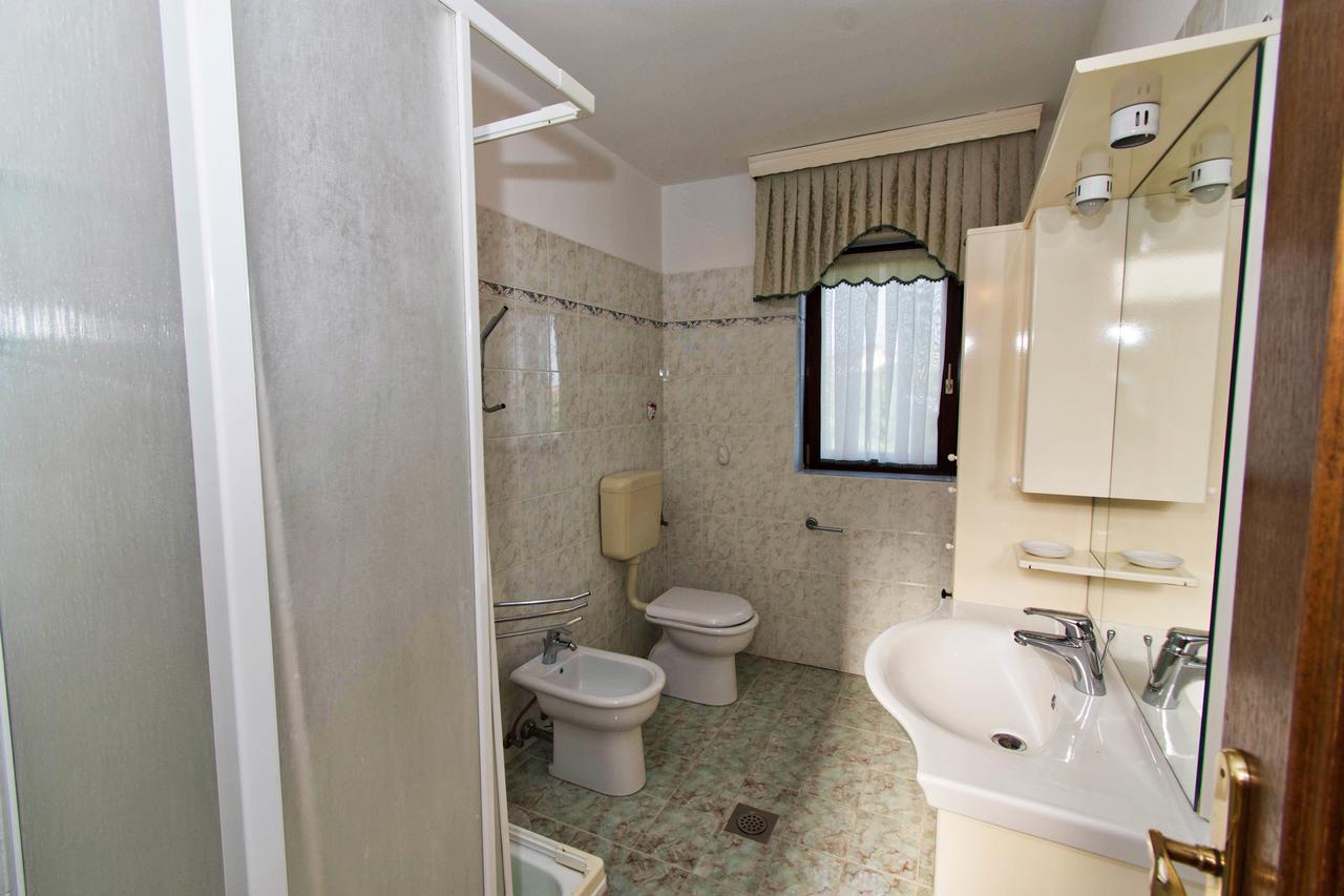 Apartman Andela Labinci エクステリア 写真
